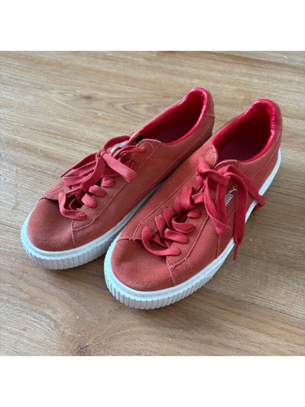 Puma Suede Platform Lace Up Sneakers Barbados Cherry Women’s Size 8